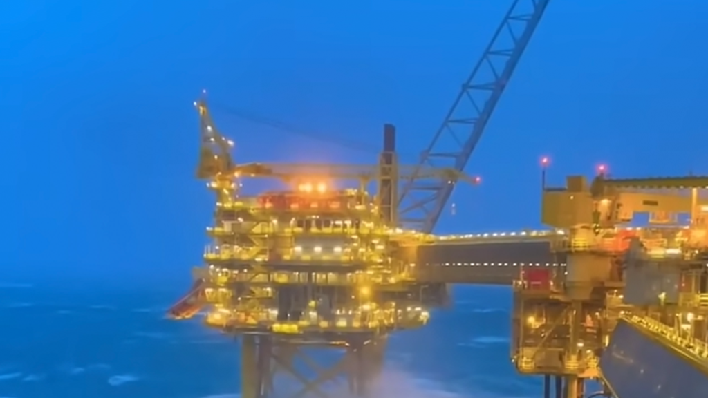 World War III: the unthinkable cost of preserving the petrodollar 1