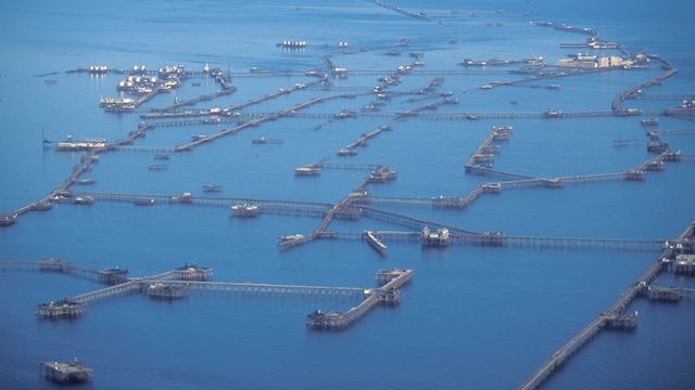 Remembering Neft Dashlari, Stalin’s utopian ocean city made from oil and steel 3