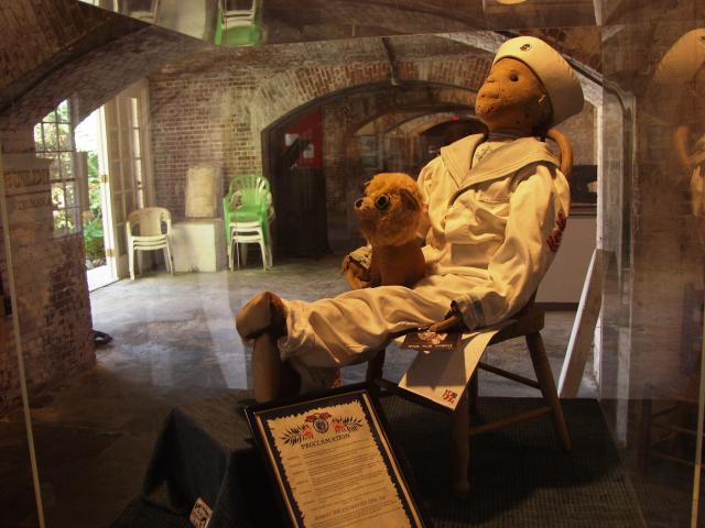 Robert - The Haunted Evil Doll 16