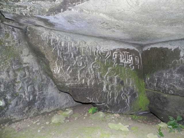 Mysterious cave found in Ecuador 1