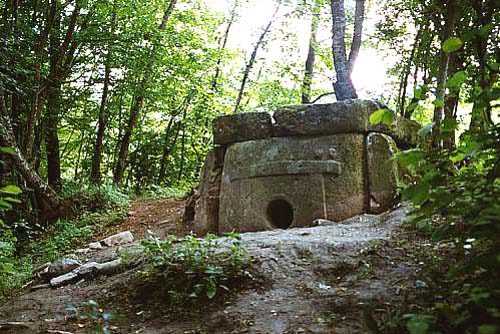 Mysterious 25,000 Year Old Dolmen Buildings Found In Russia 7