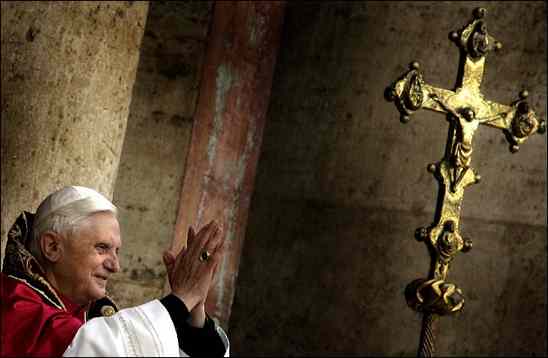 Nostradamus, Saint Malachy, the Pope's Resignation, and Comet ISON: Do They All Predict End Times? 23