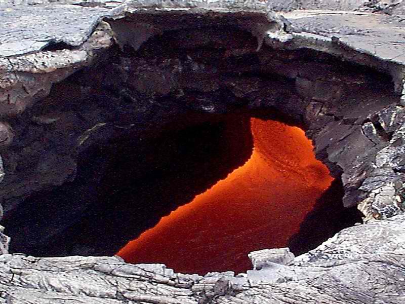 In Hawaii, as on Mars, Lava Tubes Hide Secrets Beneath the Surface 10