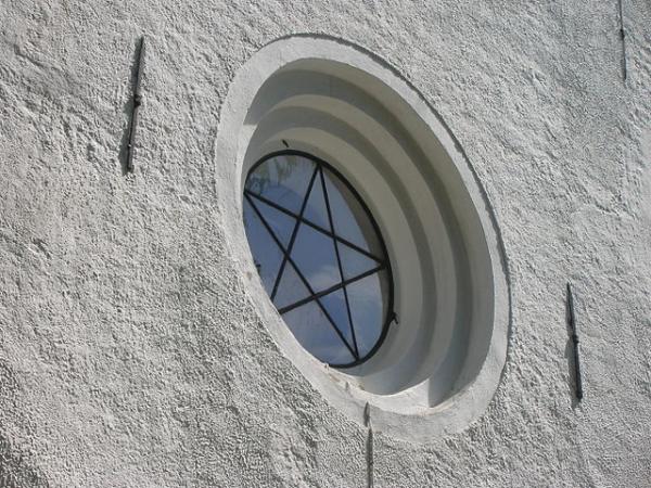 Eljarods-Church-pentagram-illuminati
