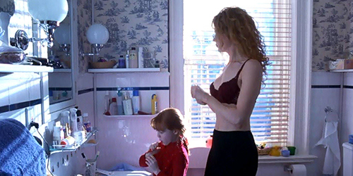 Alice spends a lot of time in front of the mirror being pretty - maybe because it is the only "attribute" that keeps her in that social status. Her daughter, Helena (maybe named after Helena of Troy, the most beautiful woman in the world) follows in her footsteps.