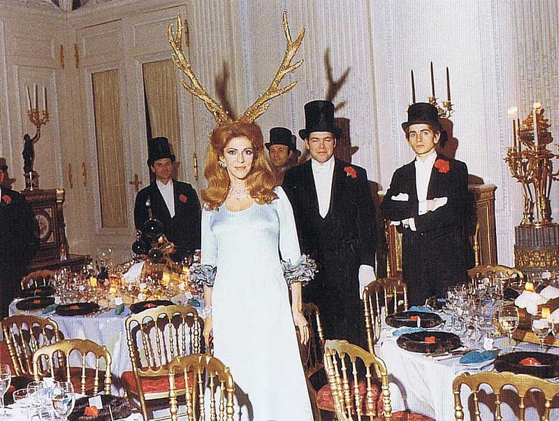 Bizarre pictures from the Rothschild’s Illuminati Ball 43