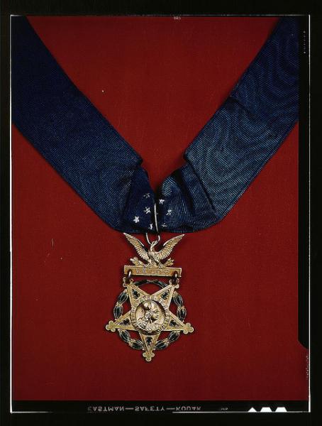 us-army-medal-of-honor-pentagram-illuminati