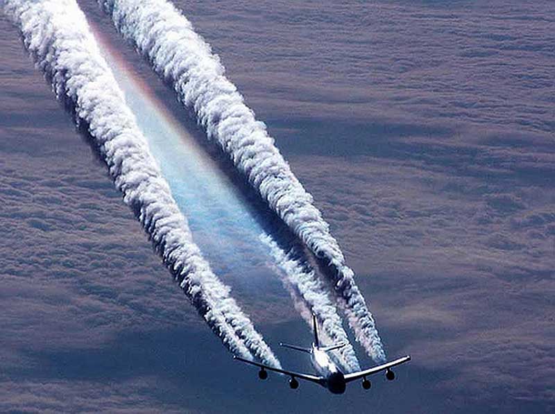 “Chemtrails Are Happening All Over The World” According to Former British Columbia Premier 1