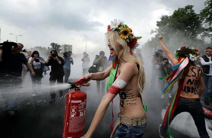 Bizarre Protests Femen
