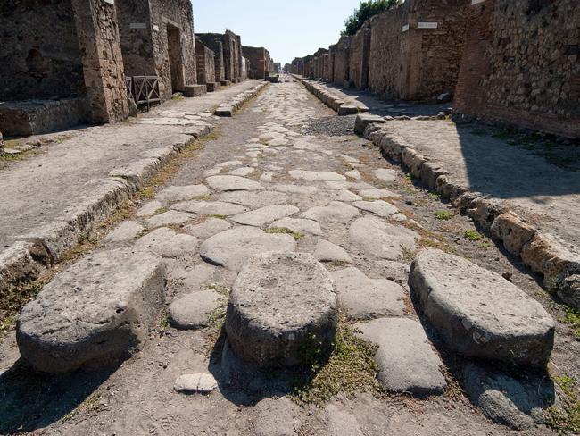 A street in Pompeii. Picture: Lau.svensson Flickr
