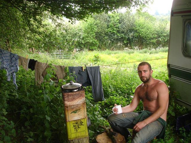 The Man Who Lives Without Money 5