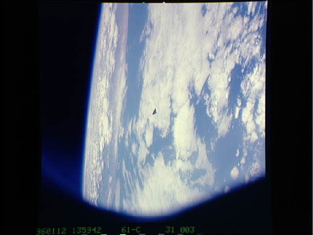 Real Picture: NASA Astronaut Snaps Photo of A Triangular UFO From Space 19