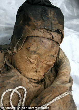 Mysterious "Perfectly Preserved" 300-Year-Old Mummy 18