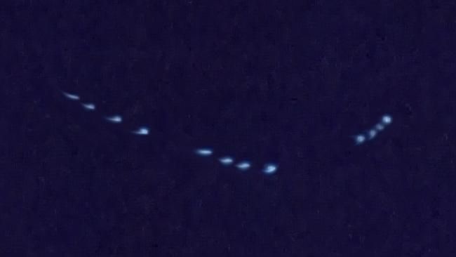 Australia: UFOs spotted over Mt Annan were seen as far as California 2
