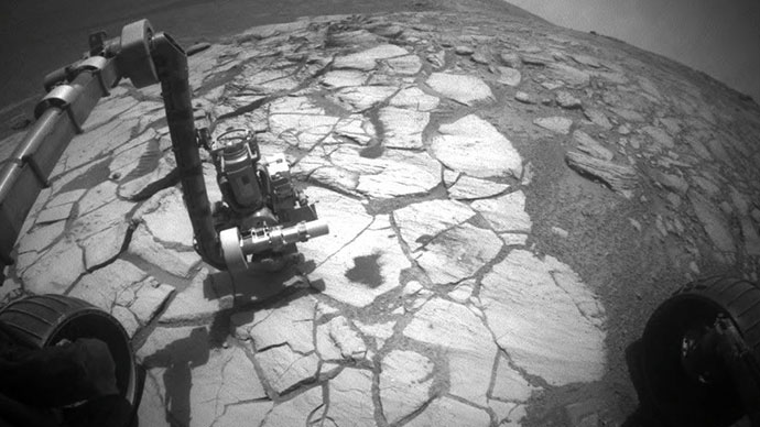 Mysterious rock appears near Mars rover Opportunity 1