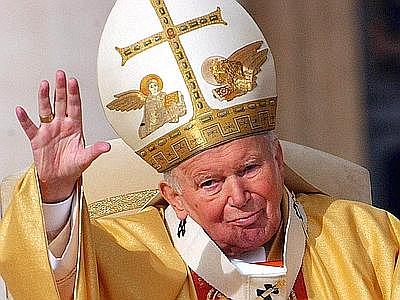 Italy: John Paul II's blood 'stolen by Satanists' from church 34