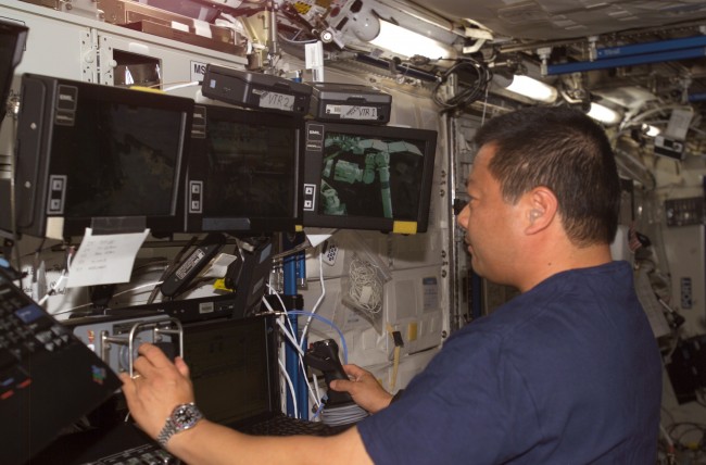 Astronaut recalls encounter with a UFO 18