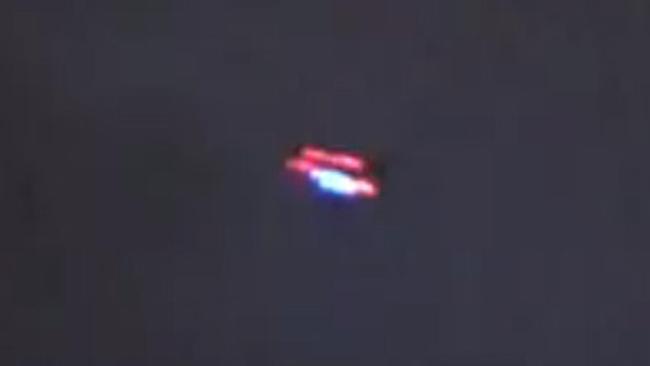 Incredible footage of spooky UFO hovering over Gold Coast, Australia 1