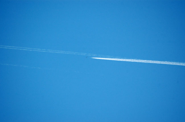 'Secret military aircraft' photographed ? 1