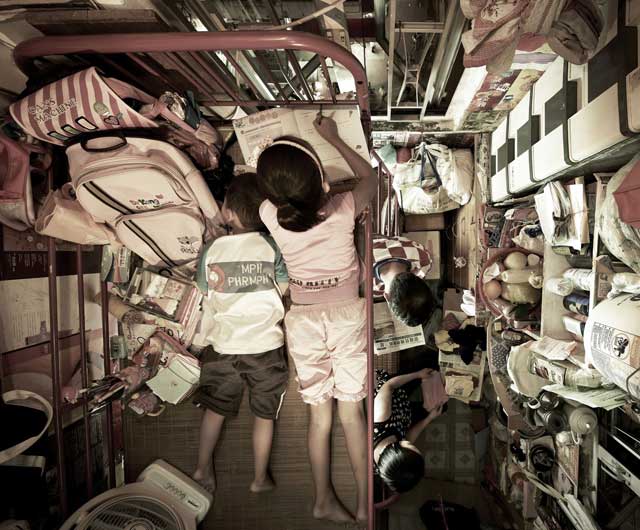 16 Children And Their Bedrooms From Across The World. This Will Open Your Eyes 24