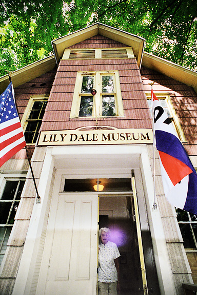 12_lilydale005