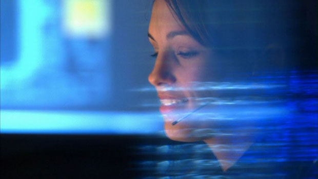 ‘Mysterious’ Blue Lights Invade Woman’s Home 1