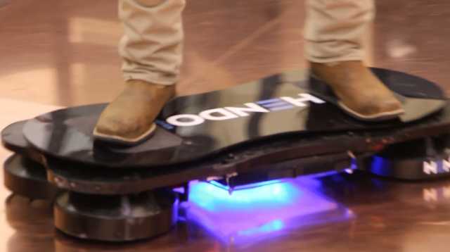 AMAZING! The FIRST Hoverboard GOES on SALE on 21st October 2015! 7