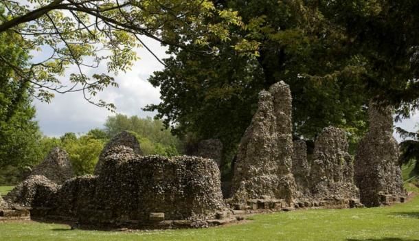 The green children of Woolpit: the 12th century legend of visitors from another world 1