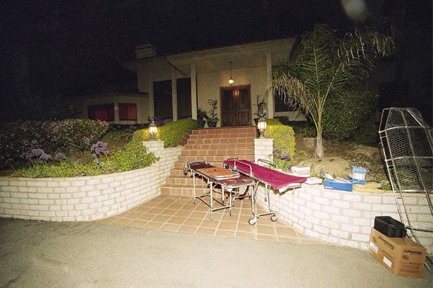 Anatomy of a mass suicide: The dark, twisted story behind a UFO death cult 1