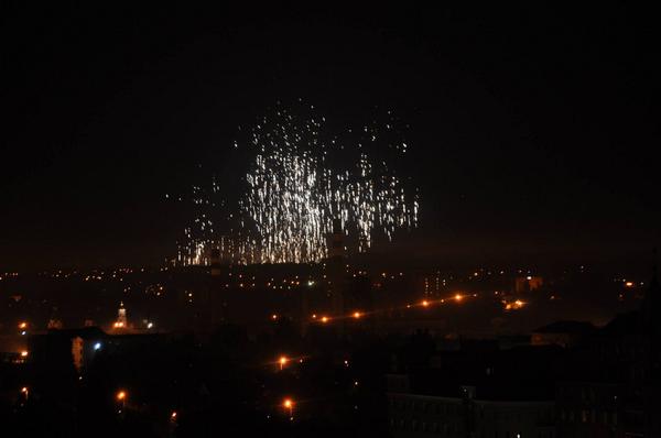 BREAKING: Possible mini nuke set off in Donetsk, Ukraine 1