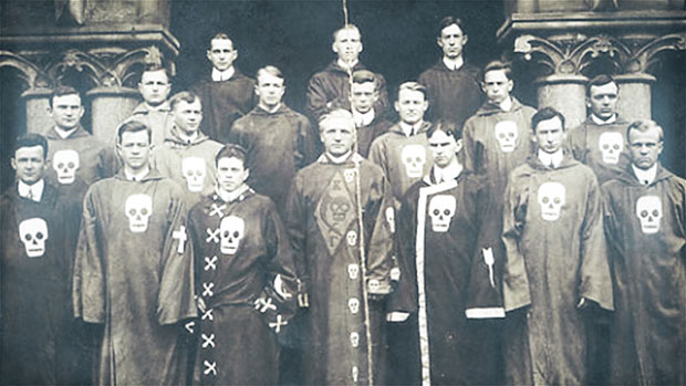 HISTORY OF SECRET SOCIETIES: Knights Templar, Illuminati, Assassins, Freemasons 51