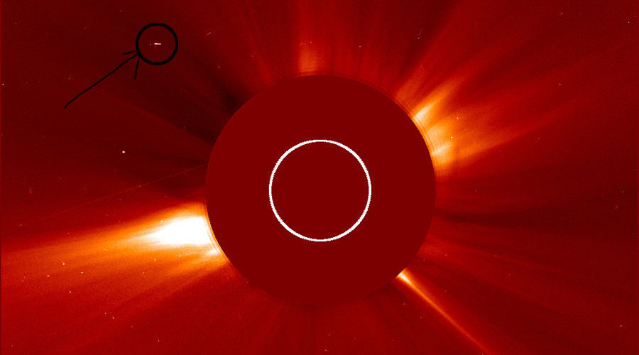 Massive alien mothership 'the size of Idaho' has parked near the Sun: Spotted in NASA images by ufologists 17