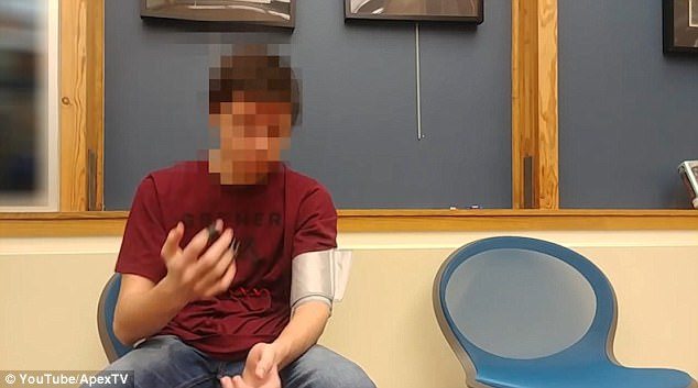 Self Proclaimed 'Time-traveller' claiming to be from 2030 PASSED lie detector test - 6