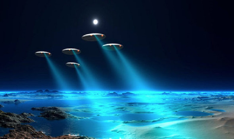 Couple Saw 40 UFOs Hovering Over British Beach Before Major Military Operation [VIDEO] 6