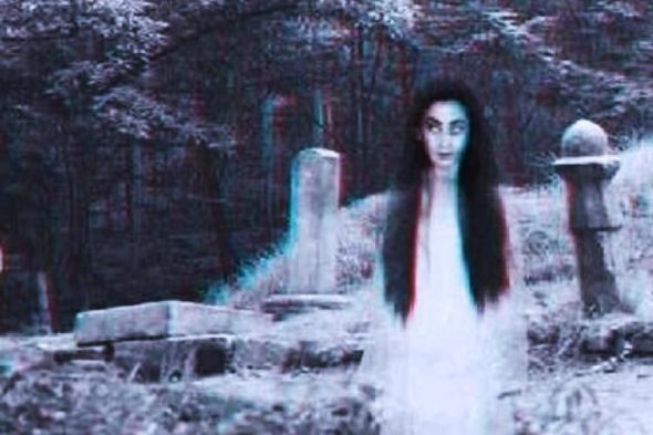 Video Shows ‘Spooky Ghost' in 800-Year-Old Graveyard 3