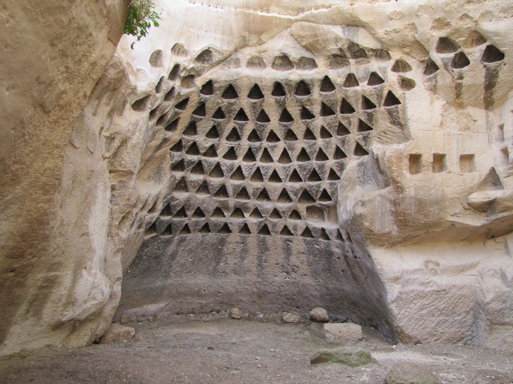 Researchers Find One Million Year Old Man-Made Underground Complex 13