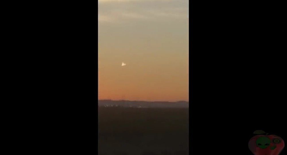 UFO, spy plane or drone? Triangular object flying above Texas claimed to be USAF spy craft 13