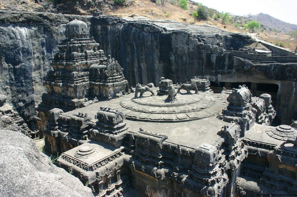 This Temple Was Carved Out Of A Single Rock – Nobody Knows How ‘The Builders’ Made It 10