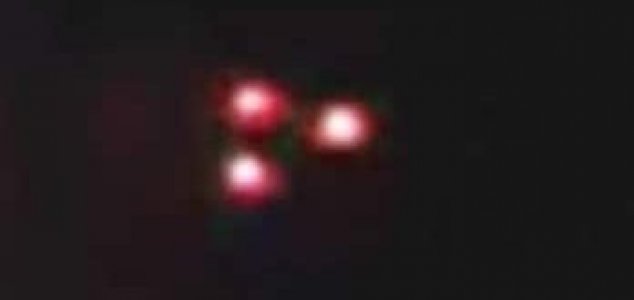 Triangular UFO sighted by Melbourne family 1