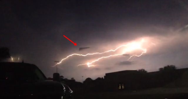 Lightning Strike Reveals V-Shaped UFO in the Sky 9