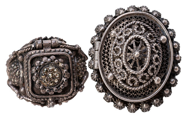 Antique poison rings