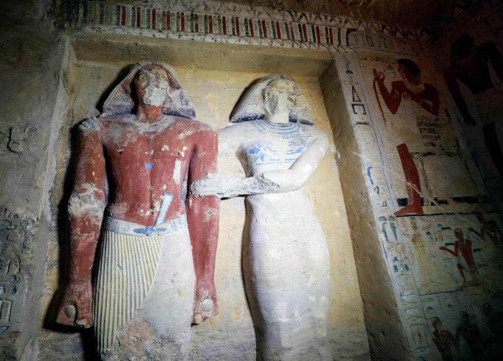 Stunning Photos Show 'One of a Kind' 4,400-Year-Old Tomb Just Discovered in Egypt 28