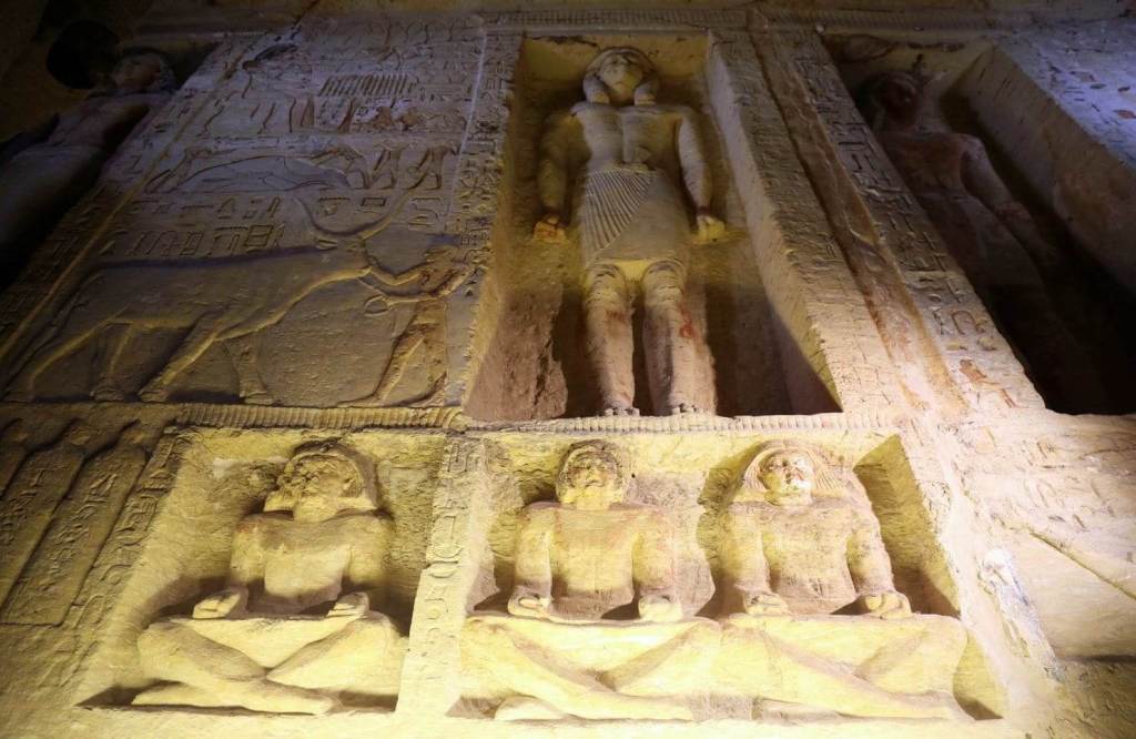 Stunning Photos Show 'One of a Kind' 4,400-Year-Old Tomb Just Discovered in Egypt 30