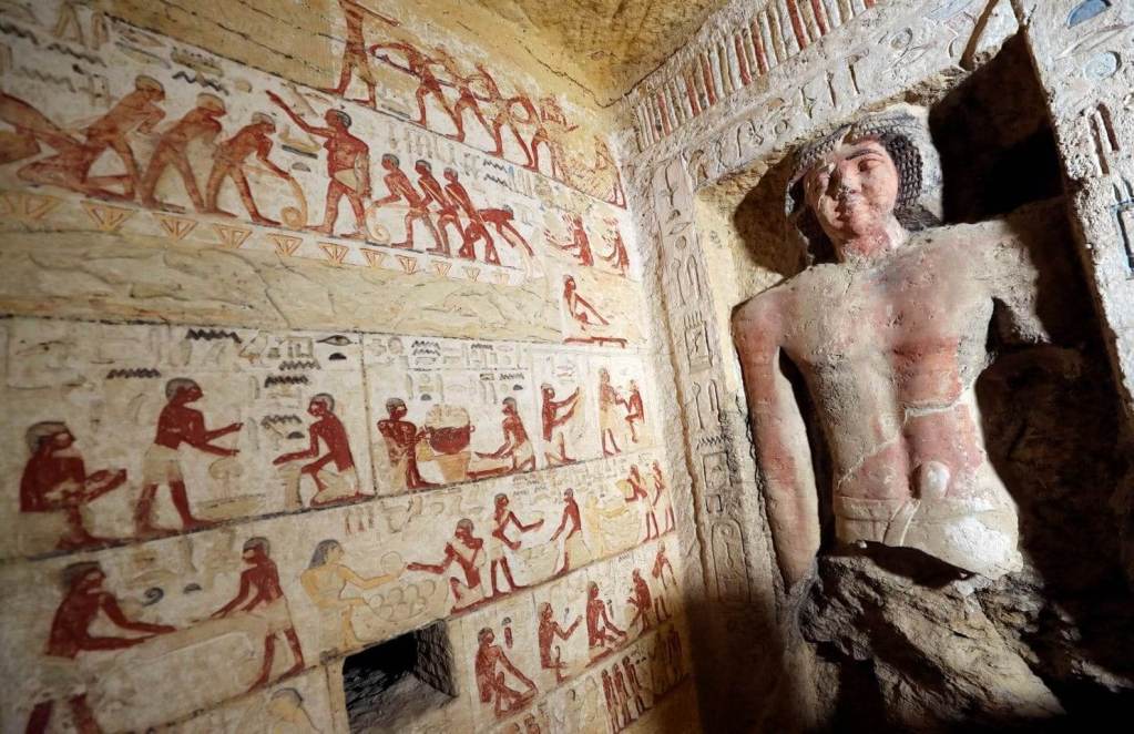 Stunning Photos Show 'One of a Kind' 4,400-Year-Old Tomb Just Discovered in Egypt 34