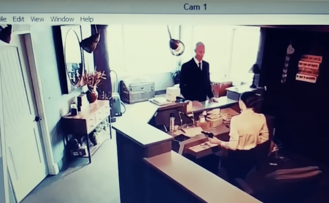 Men in black encounter caught on tape : secret government agents or aliens in disguise 16