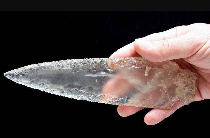 Archaeology Dig In Spain Yields Prehistoric ‘Crystal Weapons’ 10