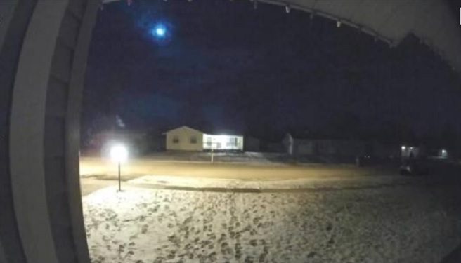 Fireball Meteor Captured by Home Security Camera in Michigan 1