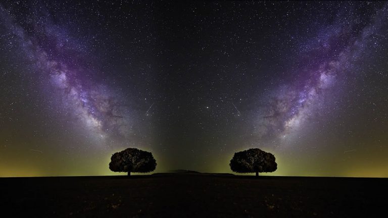 A new theory suggests that a mirror universe existed before the Big Bang 1