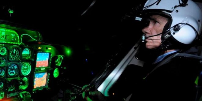 Pilot spots UFO hovering at 7,000ft over Las Vegas using night vision goggles 22