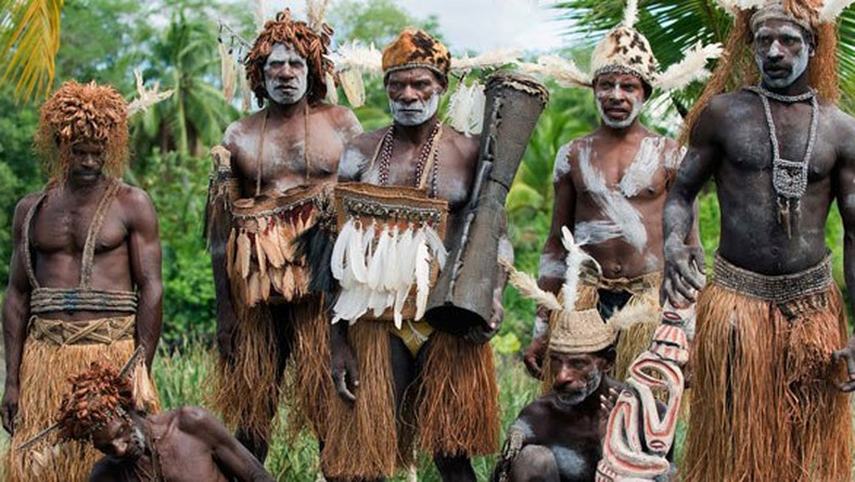 Couple Gets Kidnapped And Tortured By Cannibals 25